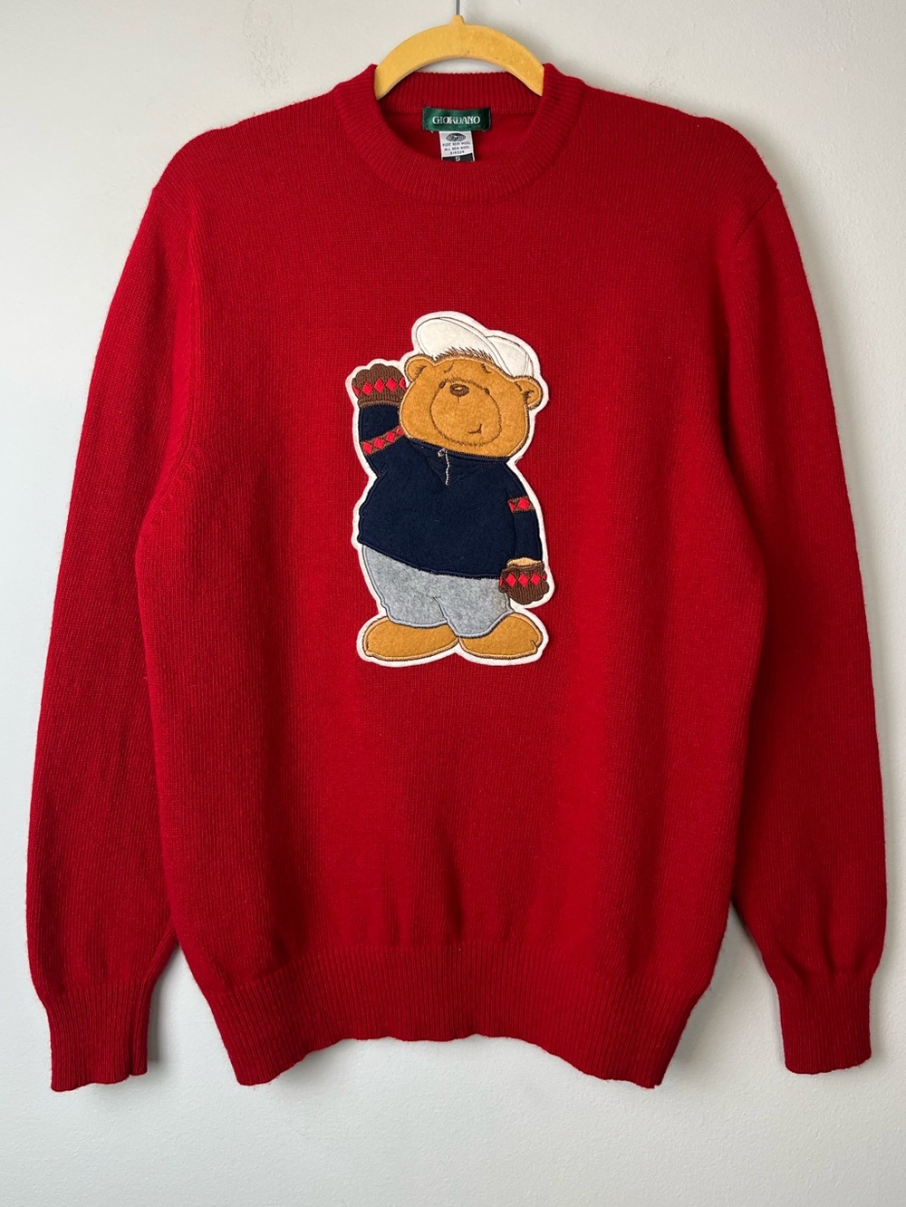 Vintage GIORDANO 100% Lambswool SMALL Sweater Bear Applique Red